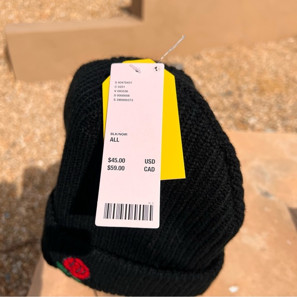 Urban Outfitters NWT Womens Beanie Ribbed Cuff Black BRAND NEW - Picture 3 of 8